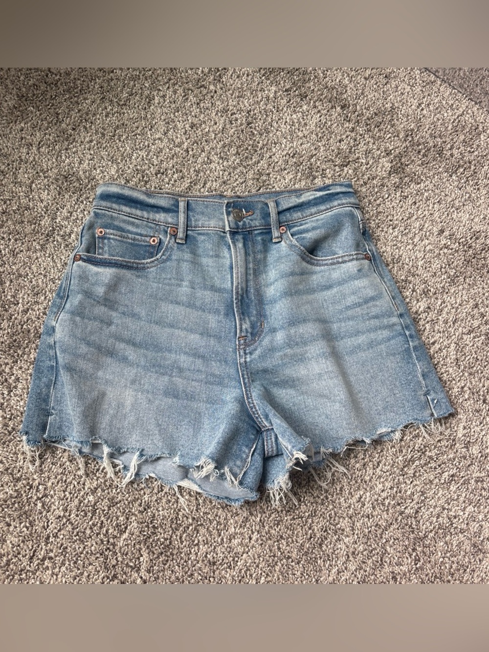 AE 90’s boyfriend short